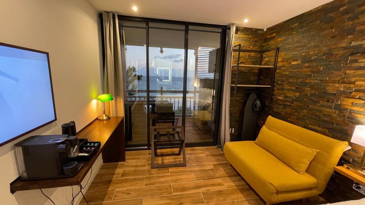 Vue Mer & Rocher - Okavango Blue Studio لو ديامانت المظهر الخارجي الصورة